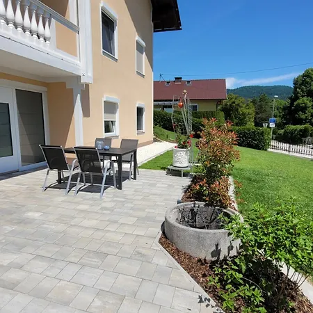 アパート Karin *